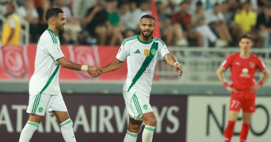 محرز وإيفان تونى يقودان هجوم الأهلي ضد الرياض فى الدوري السعودى