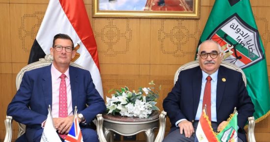 توقيع بروتوكول تعاون بين قضايا الدولة وفرع جامعة هيرتفوردشاير البريطانية