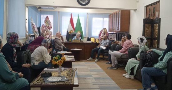 وكيل وزارة الصحة بالفيوم تناقش بروتوكول وزارة الصحة الجديد بعمليات الرمد