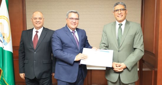 محافظ الجيزة يكرم القائمين على إنجاز الخطة الاستثمارية عن العام المالى 2024 – 2025