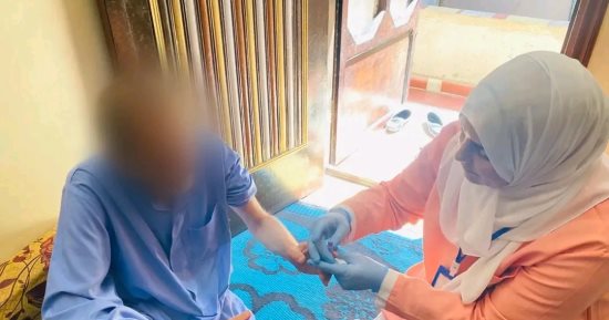 زيارات بالمنازل.. تقديم الخدمة الطبية لـ60 ألفا و655 مسنا بالشرقية