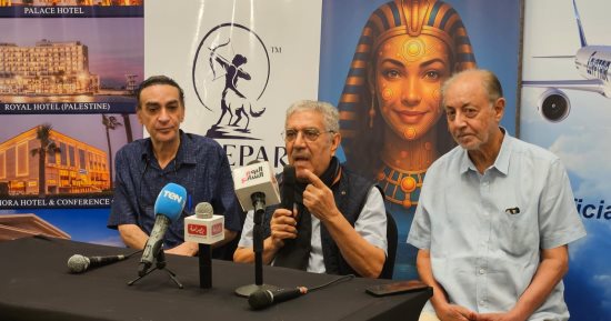 عبد العزيز مخيون: أخوض مغامرة جديدة مع رضا الباهى فى عندما تهوى النجوم