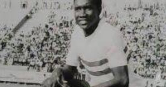 الأهلي ينعى نوح آدم نجم الزمالك السابق