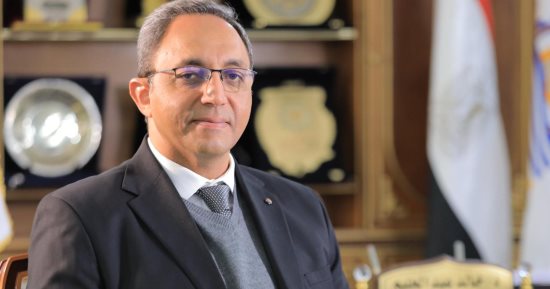 محافظ قنا يوجه بسرعة إصلاح كسر ماسورة مياه فى المنشية البحرية