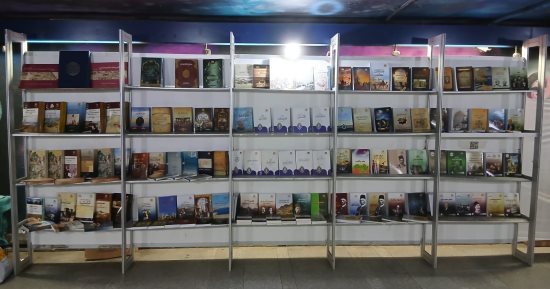 دار الكتب والوثائق القومية تشارك فى أول معرض للكتاب بمحطة مترو الأوبرا