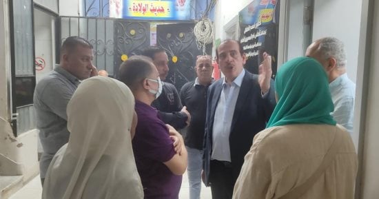 جولة لنائب وزير الصحة بمستشفى أم المصريين تتسبب فى استبعاد المدير ونائبه
