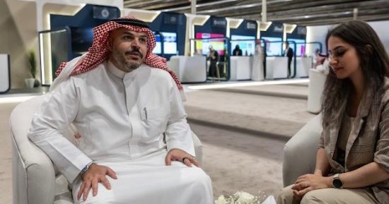 الرئيس التنفيذى لمعرض الرياض: إقبال استثنائى على دور النشر المصرية والقارئ السعودى انتقائى وعاشق للأدب المصرى.. الذكاء الاصطناعى فرصة للنشر أكثر من كونه تحديا.. ونطمح فى وضع المعرض ضمن أقوى خمسة معارض فى العالم