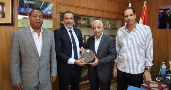 اتحاد العمال لنظيره السورى: مستعدون لتقديم كل الدعم لتطوير القوانين والتنظيم النقابى