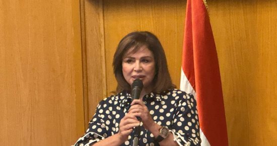 إلهام شاهين بحفل توزيع جوائز أفضل مقال: الشباب أملنا وأتمنى أن تصل الجوائز لمستحقيها