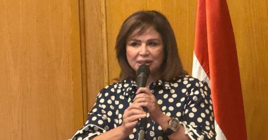 إلهام شاهين وغادة جبارة بحفل توزيع جوائز أفضل مقال نقدى بمهرجان Vs-film