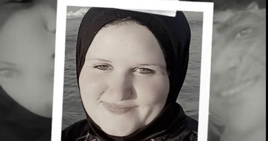 نجوى تروي كيف تحول الأب لجلّاد في نبروه.. تفاصيل جديدة موجعة.. فيديو