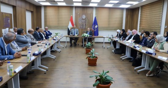 هيئة الدواء المصرية تتابع آليات خطة سحب الأدوية منتهية الصلاحية  لضبط السوق الدوائى