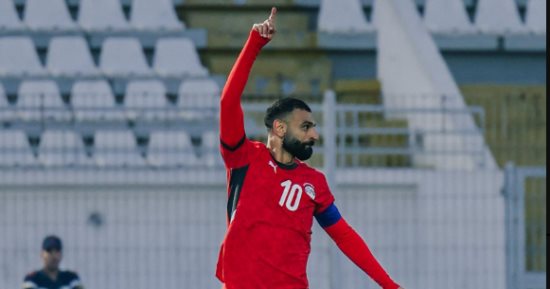 كيف استقبل ليفربول خبر إراحة محمد صلاح فى مباراة مصر وغينيا بيساو؟