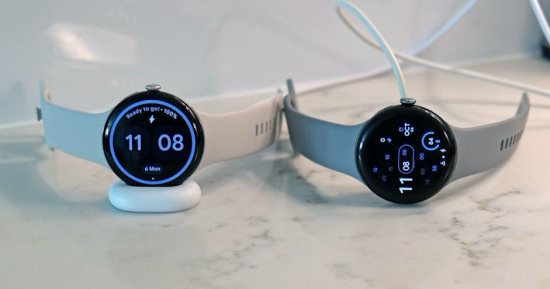 شاحن جديد يجعل ساعة Pixel Watch 4 أفضل من أى وقت مضى