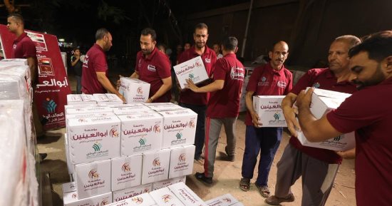 أبو العينين عضو التحالف الوطنى: تجهيز قافلة مساعدات لغزة تحمل آلاف الكراتين العذائية والمواد الضرورية