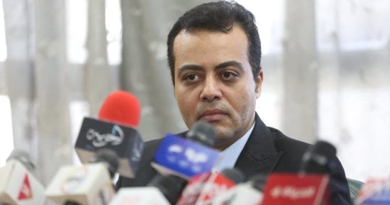 محمد السيد الشاذلى: مذكرة عاجلة لنقيب الصحفيين لتقديم بلاغ ضد "فتاة الأوبر" لانتحالها صفة صحفية