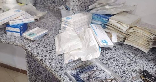 صحة سوهاج: ضبط مستلزمات وعدسات طبية منتهية الصلاحية بإحدى المستشفيات
