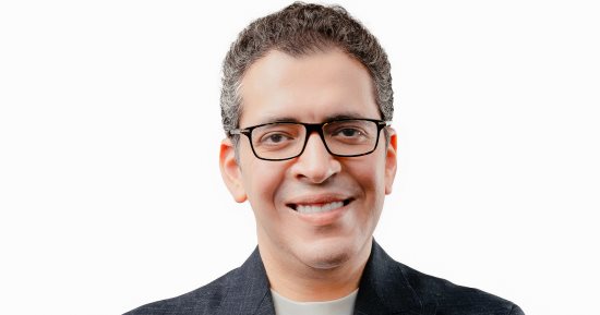 مهاب مجاهد يحظى بمتابعة الملايين حول العالم تقوده إلى عضوية مجلس الشيوخ
