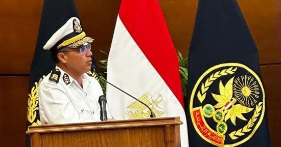 كثافات مرورية بالدائرى بسبب كسر ماسورة مياه أمام القرية الفرعونية