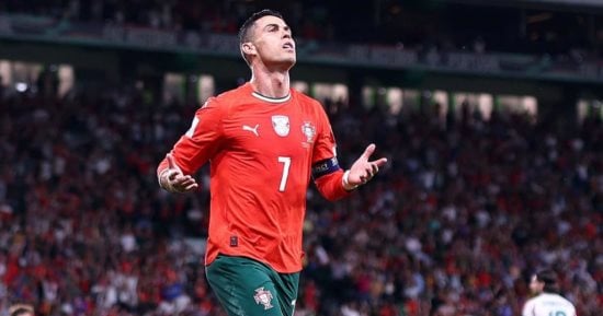 كريستيانو رونالدو يصنع التاريخ بعد تصدر هدافى تصفيات كأس العالم 2026