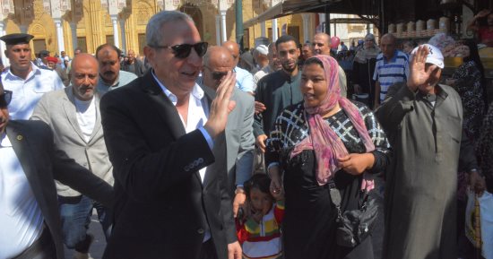 محافظ الغربية يتابع ميدانيًا انتظام الخدمات بمحيط مسجد السيد البدوى