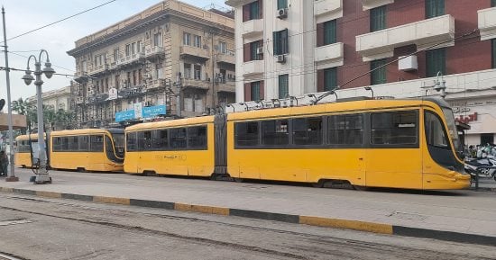 النقل: فتح المحاور المرورية المتعارضة مع إنشاءات مترو الإسكندرية قبل إيقاف الترام