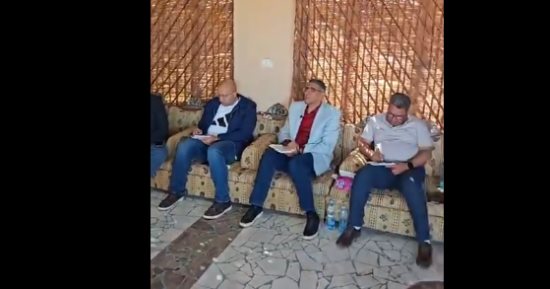 محافظ الجيزة يجرى حوارا مفتوحا مع مواطنى الواحات البحرية.. فيديو