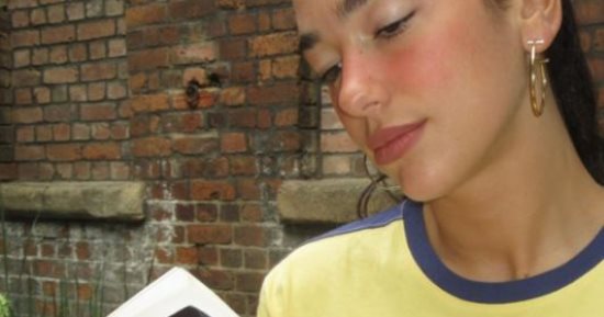 في عمر الـ 30.. دوا ليبا تجتاز امتحان الإسبانى GCSE وتستعد للمستوى الأعلى