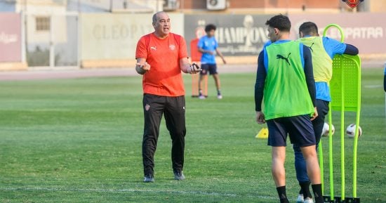 انفعالات علي ماهر أثناء مواجهة الأهلى وسيراميكا ..فيديو
