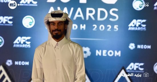 أكرم عفيف يصل الرياض لحضور حفل جوائز آسيا ويؤكد: سالم الدوسري يستحق الجائزة