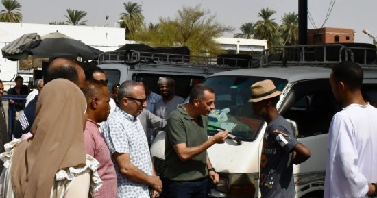 متابعة ميدانية لانتظام مواقف السيرفيس ومحطات الوقود فى أسوان