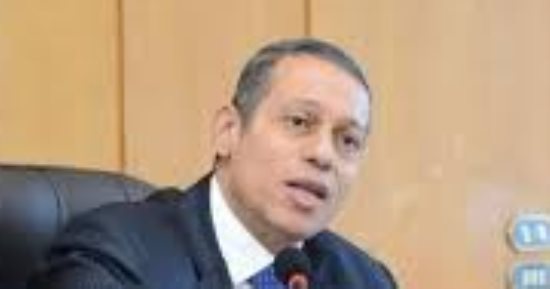 وفاة الدكتور أيمن سلامة أستاذ القانون الدولى
