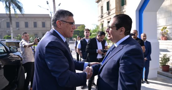 محافظ الجيزة يشيد بريادة جامعة القاهرة فى إطلاق استراتيجية الذكاء الاصطناعى