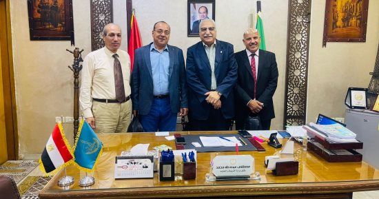 تعليم القليوبية تستقبل وفدا وزاريا لمدرسة بنها التجارية المشتركة