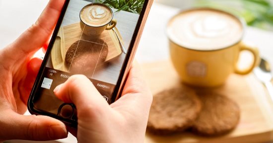 برج الميزان فوتوجرافر الشلة.. 4 أبراج عاشقة للتصوير وما بيفوتوش لقطة