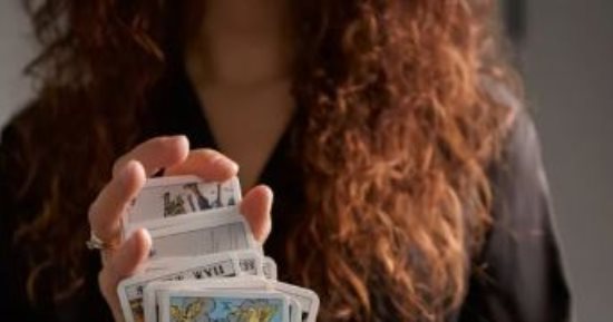 موسم برج العقرب قرب.. ما أشهر صفات مواليده؟