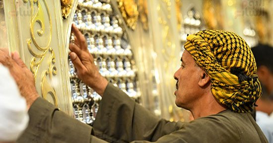 سيد شباب أهل الجنة.. استعدادات الليلة الختامية لمولد الحسين