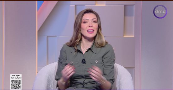 زوج يشكو من جفاف زوجته العاطفي.. وشريهان أبو الحسن تتساءل: أين تذهب الرومانسية؟