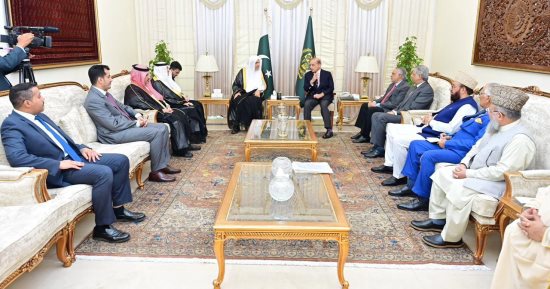 الرئيس الباكستاني ورئيس الوزراء يستقبلان الأمين العام لرابطة العالم الإسلامي