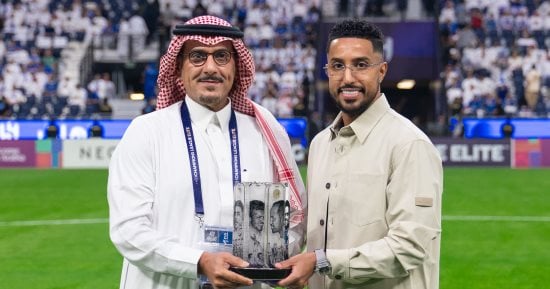 الهلال ضد السد.. تكريم الدوسرى بعد تتويجه بجائزة الأفضل فى آسيا "صور"