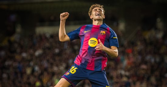 فيرمين لوبيز صاحب الهاتريك أفضل لاعب فى مباراة برشلونة ضد أوليمباكوس