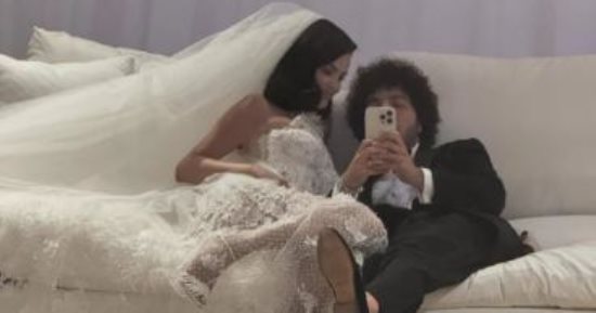 سيلينا جوميز تكشف عن الحيلة التى استخدمتها لإخفاء صور زفافها