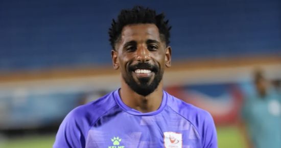 أبو قير للأسمدة يفتتح صفقاته بضم شيكا وعماد حمدى استعدادا للدورى الممتاز