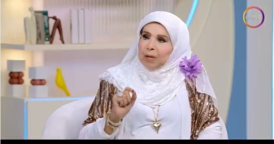 مديحة حمدى لـ ست ستات: عادل إمام وصل لهذه المكانة بسبب صلة الرحم