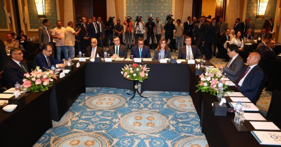محافظ القاهرة: تنفيذ خطة لإحياء التراث العمرانى وزيادة الرقعة الخضراء