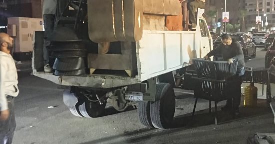 رفع إشغالات الكافيهات بشارع جزيرة العرب فى المهندسين وتحرير محاضر للمخالفين