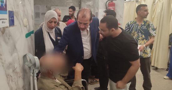نائب وزير الصحة يحيل مدير مستشفى حلوان العام ومدير الاستقبال للتحقيق