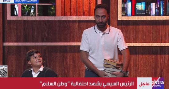 محمد سلام يقدم عرضا مسرحيا حول سيناء باحتفالية وطن السلام