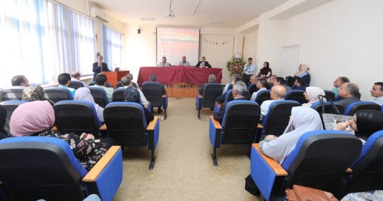 جامعة كفر الشيخ تنظم ندوة علمية بكلية الطب البيطرى حول فيروسات الجدرى 