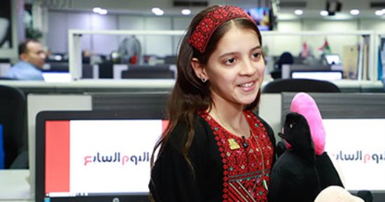 الطفلة ريتاج من اليوم السابع: بحبك يا عمو السيسي